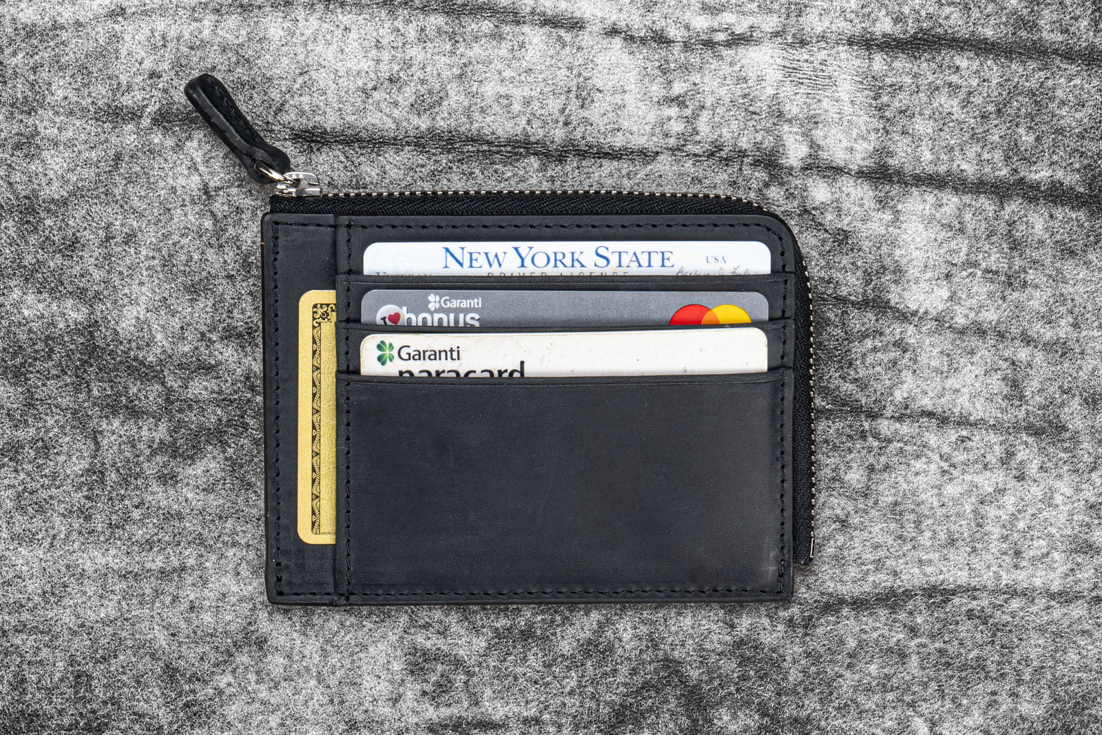 Leather Zippered Mega Mini Wallet - Crazy Horse Graphite