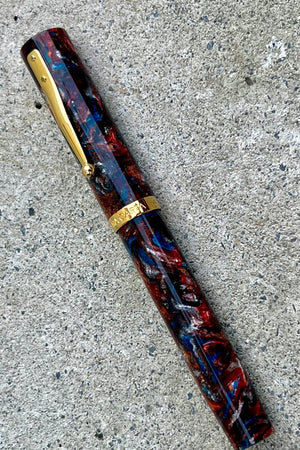 Magna Carta Mag 1000 Oversized Fountain Pen 3