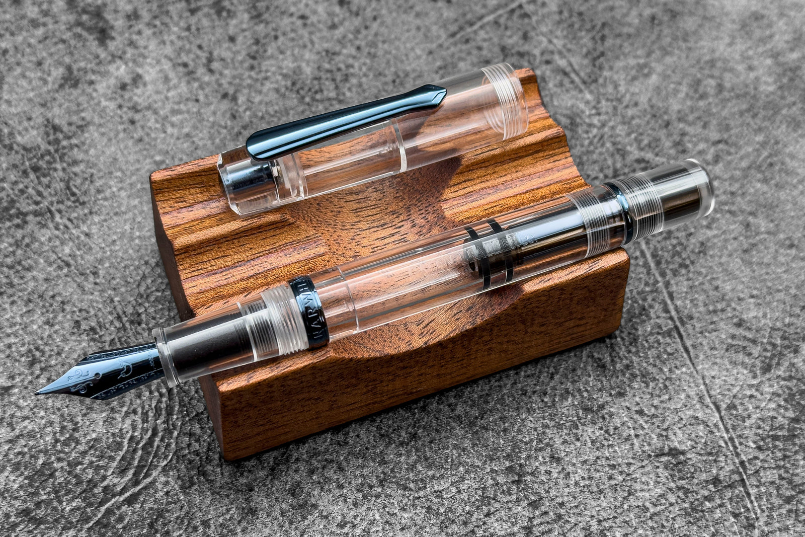 Nahvalur X Galen Original Demo Fountain Pen - Deep Navy