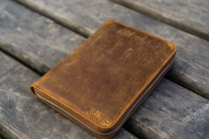 Leather Zippered 5 Slots Pen Case - Crazy Horse Brown
