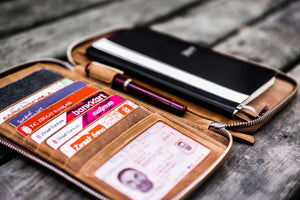 Leather Zippered Hobonichi Weeks Mega Cover - Crazy Horse Brown