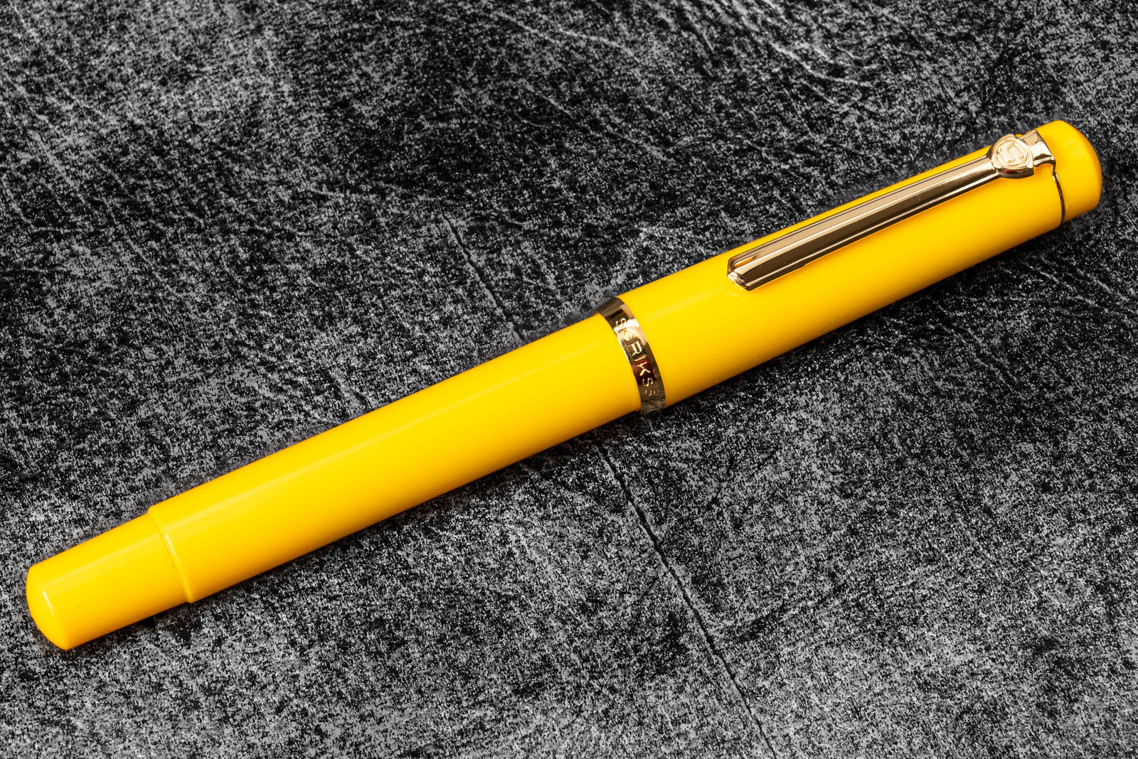 Scrikss 419 Fountain Pen Yellow