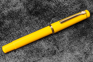 Scrikss 419 Fountain Pen Yellow