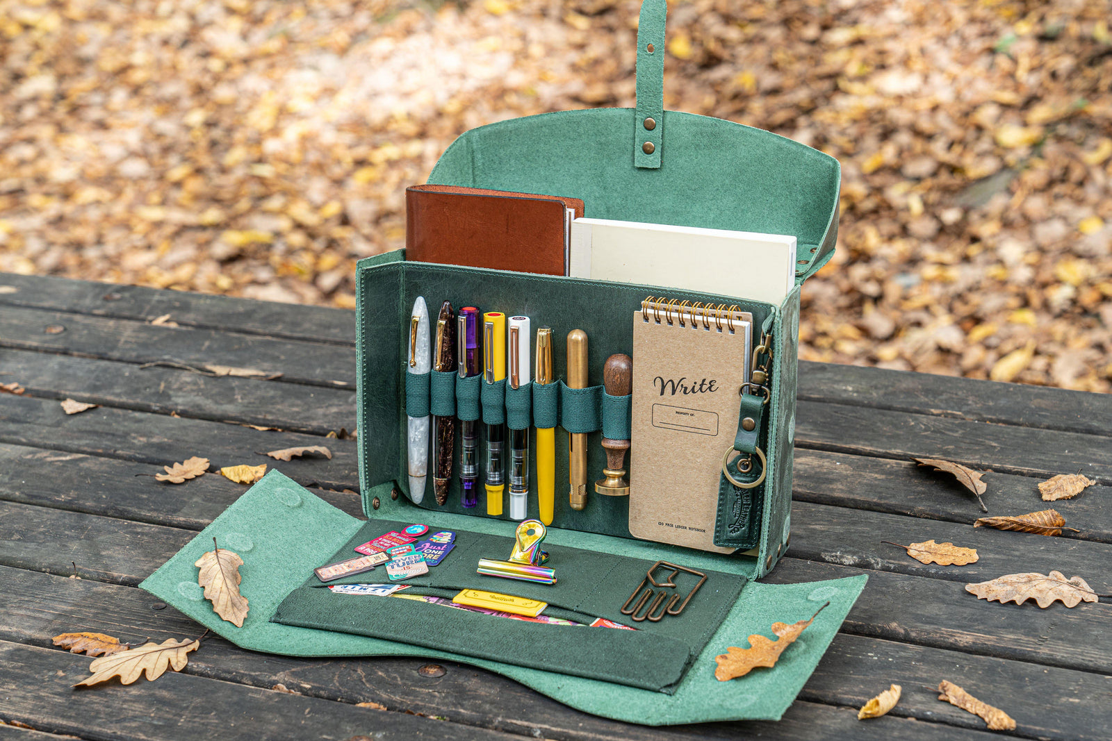 Writer's Medic Bag - Crazy Horse Forest Green